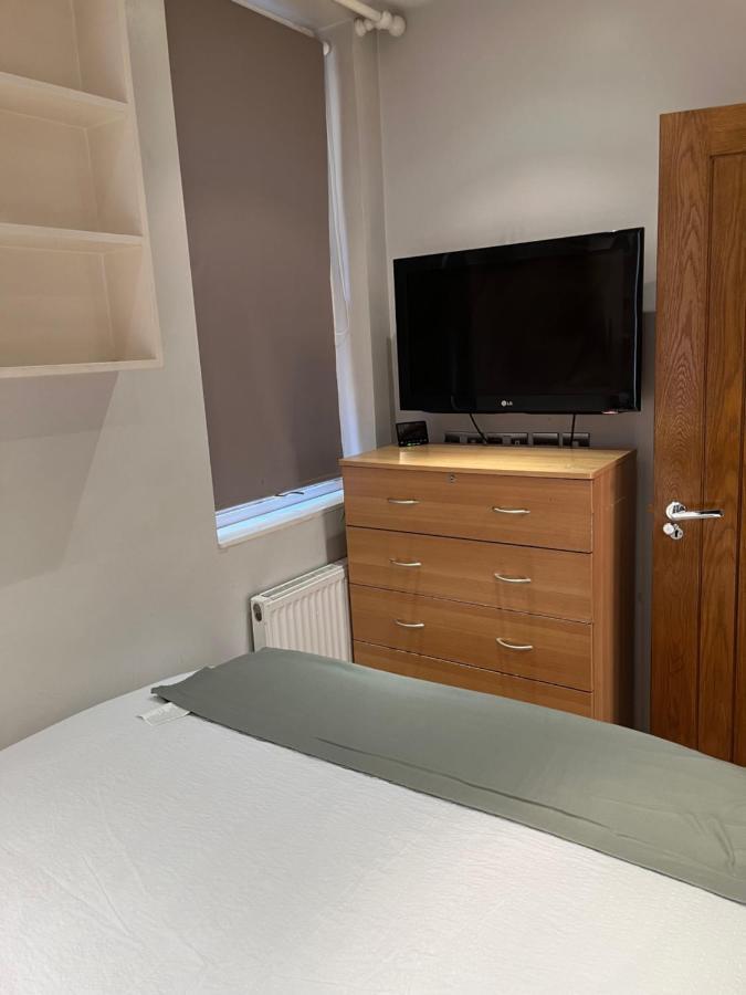 Stunning 1 Bedroom In Stunning Location - Mayfair Area Londen Buitenkant foto