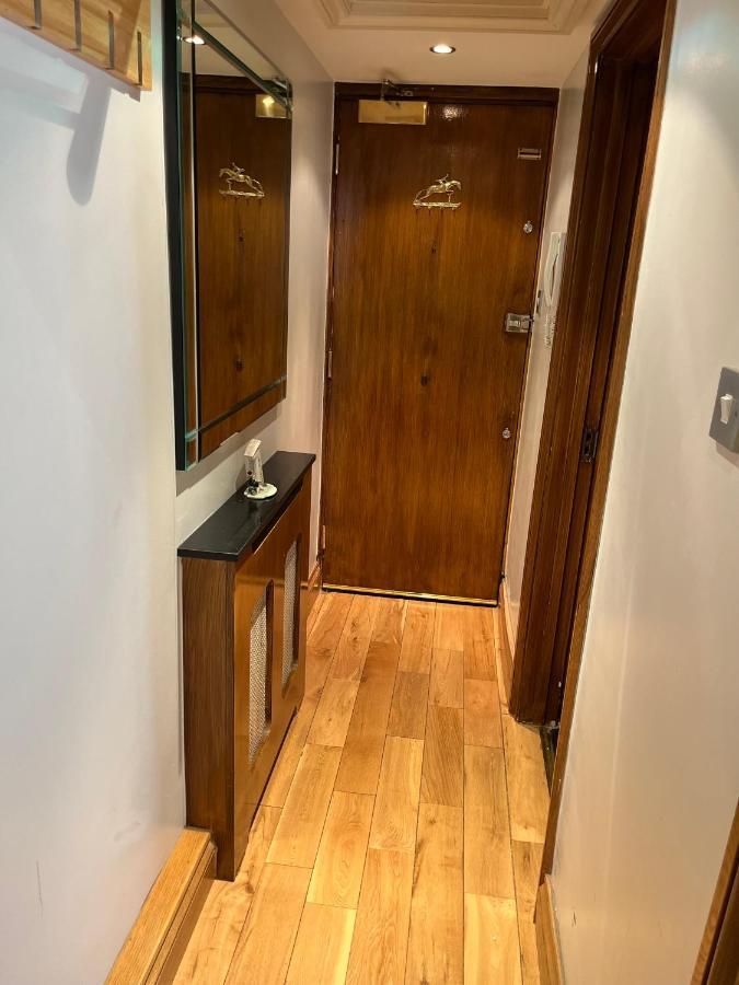Stunning 1 Bedroom In Stunning Location - Mayfair Area Londen Buitenkant foto